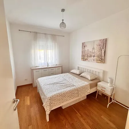 Bright & Modern In Kvart